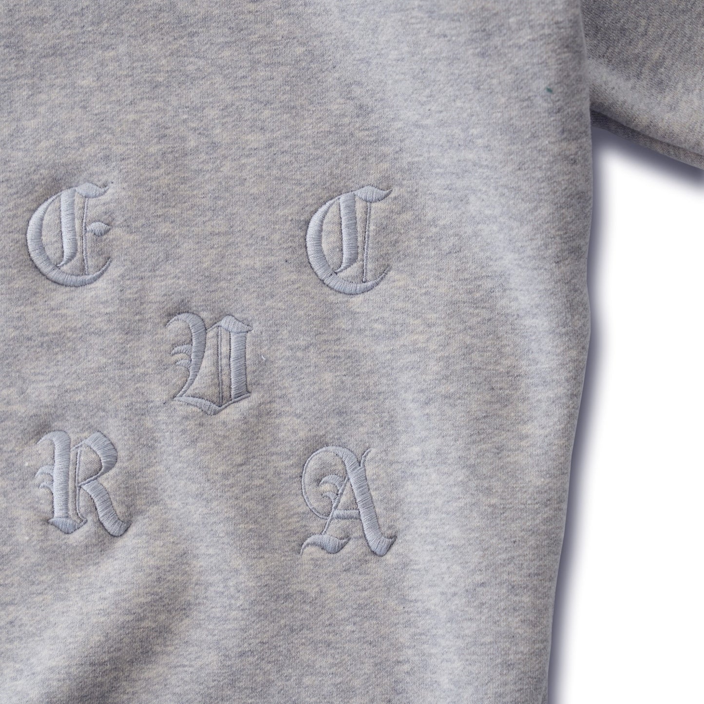 Embroidery pullover sweat